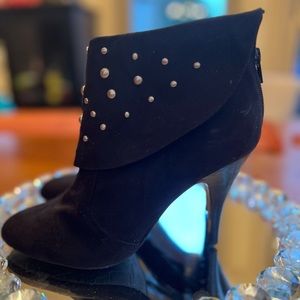 Black ankle booties